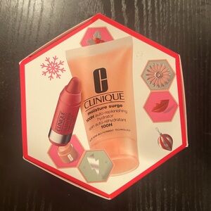 🆕Clinique 2-Pc. Merry Moisture Set
